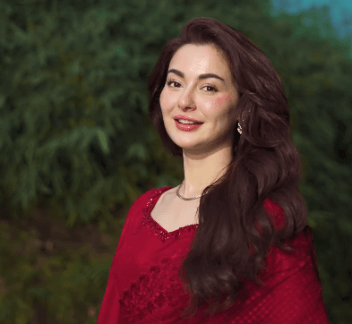 Hania Aamir stuns in red at family wedding