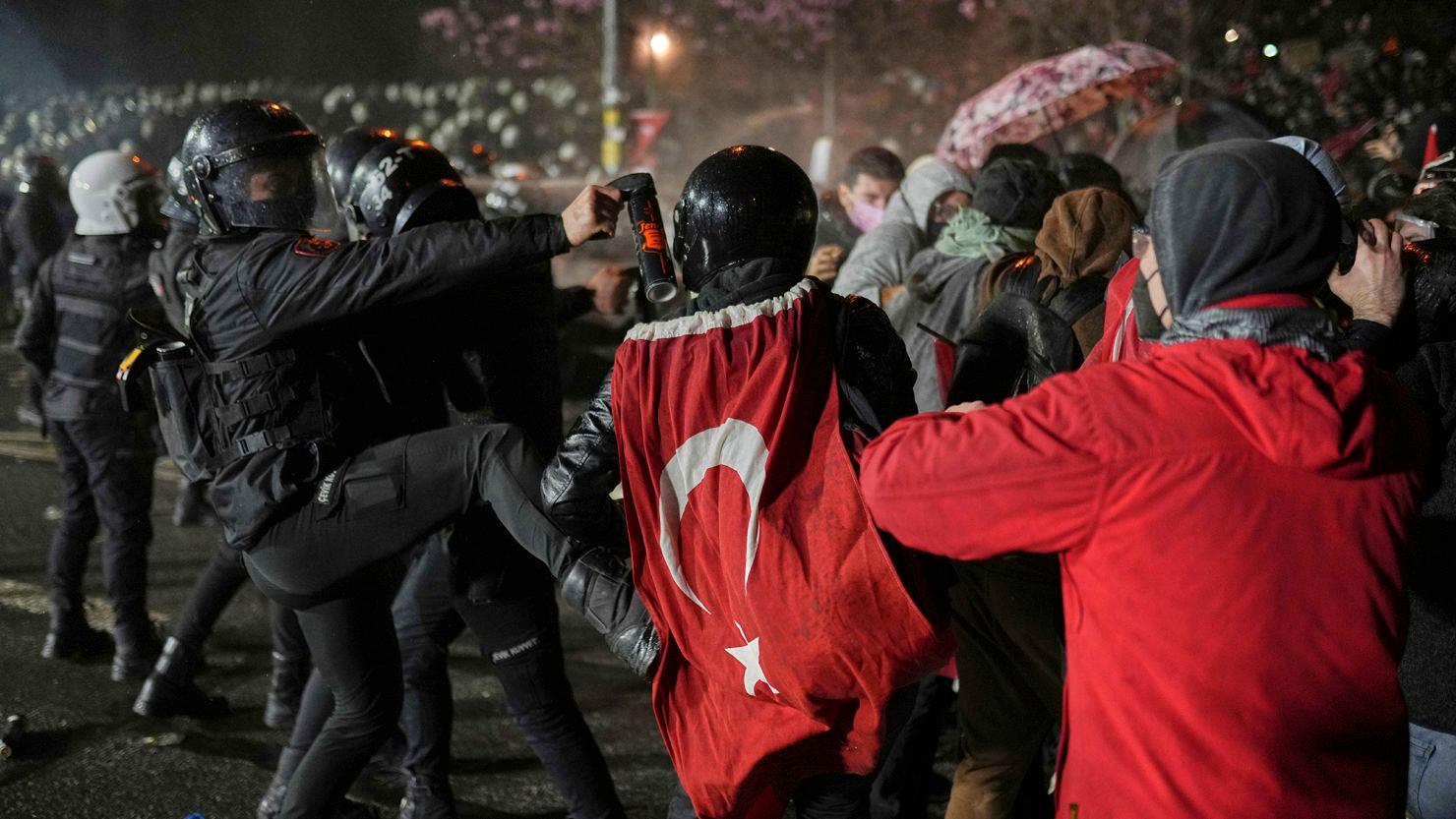 Turkey detains 1,500 amid protests over Imamoglu’s arrest