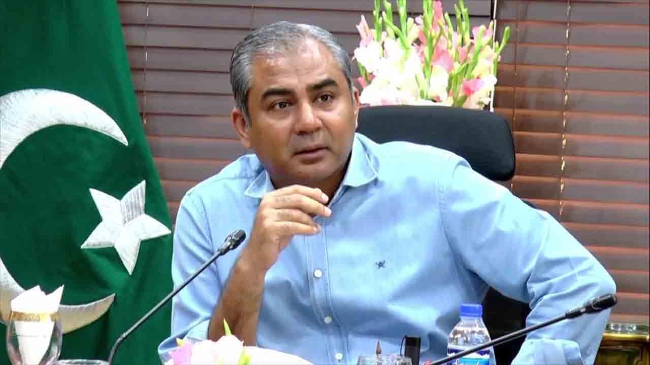 دہشتگردی سے نمٹنے کیلئے وزیراعظم، آرمی چیف اور تمام اسٹیک ہولڈرز ایک صفحے پر ہیں،وزیر داخلہ