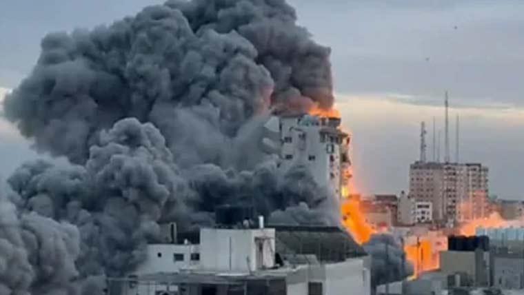 عید کے دوسرے روز میں اسرائیلی بربریت تھم نہ سکی، حملوں میں بچوں سمیت 64 افراد شہید