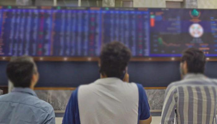 بجلی کی قیمت میں کمی   ،  اسٹاک ایکسچینج کا 100 انڈیکس ریکارڈ بلندی پر