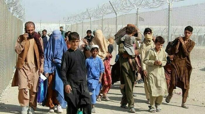  مہاجرین کی ملک بدری کا سلسلہ جاری،ایک ہفتے میں 20 ہزار سے زائد غیر قانونی افغانی بے دخل
