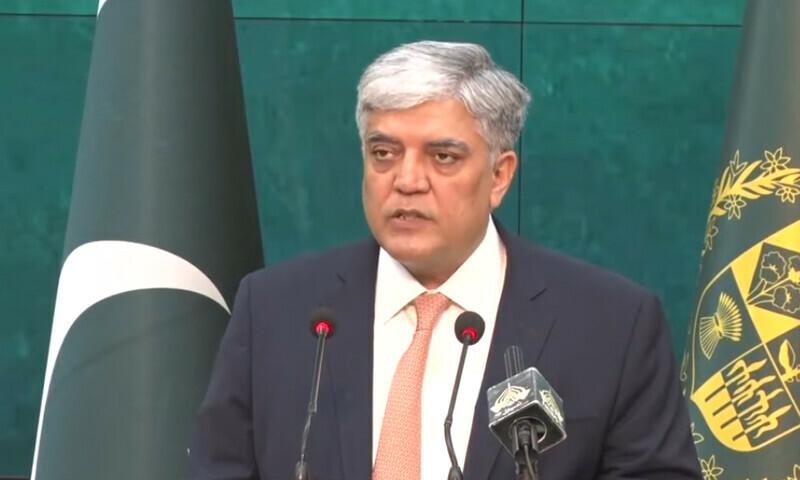 تعلیمی ویزوں کی معطلی کے حوالے سے امریکا کے ساتھ رابطے میں ہیں،دفتر خارجہ