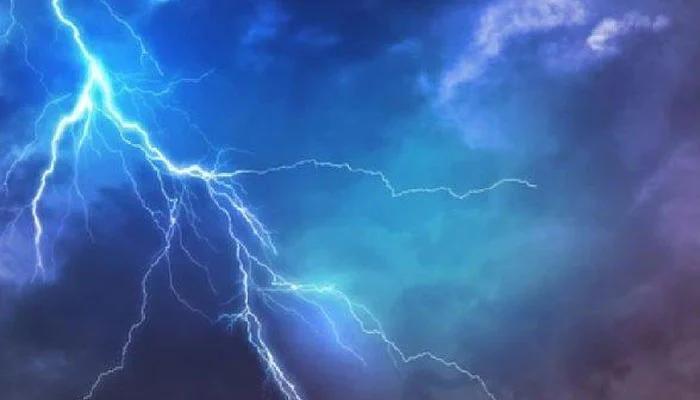 بھارتی ریاست بہار میں ژالہ باری اور آسمانی بجلی گرنے سے درجنوں افراد ہلاک