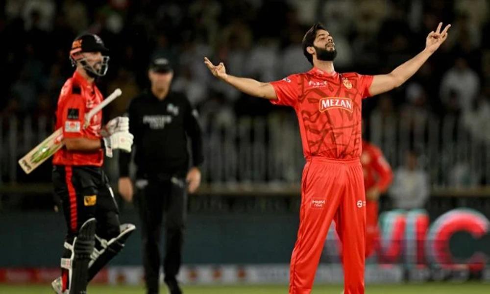 PSL 10: Islamabad United defeat Lahore Qalandars by 8 wickets in opening match
