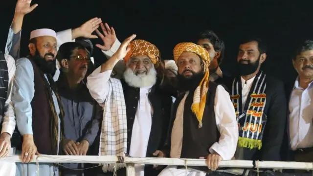 امریکا کوکہنا چاہتےہیں بس بہت ہوگیا ، مولانافضل الرحمان