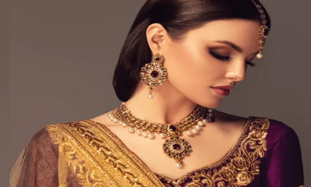 Gold prices hike for second consecutive day