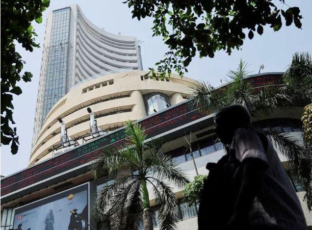 $83bn wiped off Indian markets amid escalating conflict with Pakistan