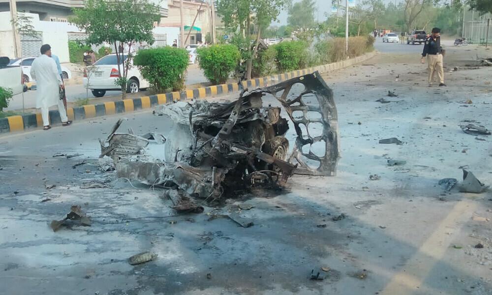 Two police officers martyred in Peshawar suicide blast
