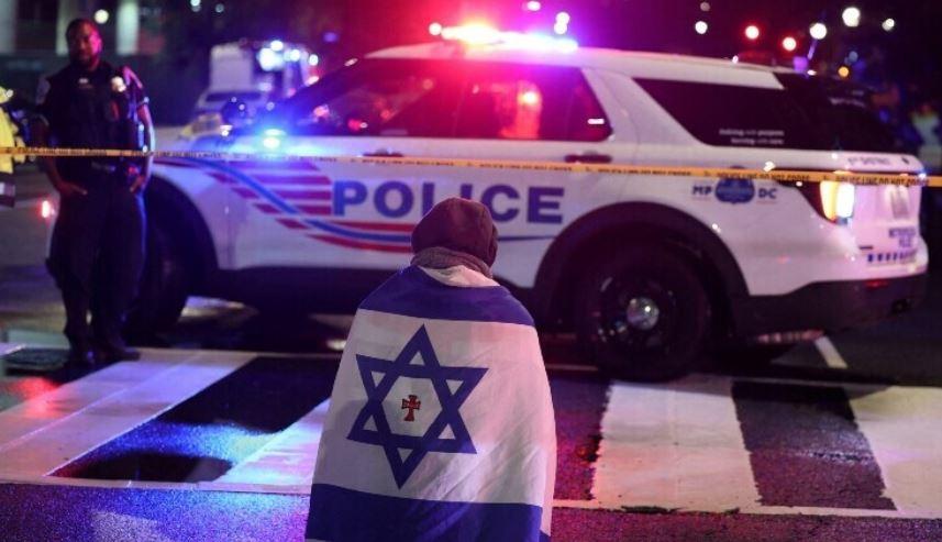 Two Israeli embassy staff shot and killed outside Jewish museum in Washington