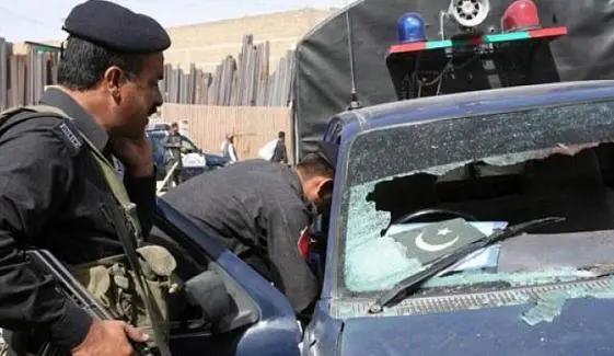 شیخوپورہ میں  ڈاکوؤں کی  ساتھی کو چھڑانے کے لیے پولیس وین پر فائرنگ
