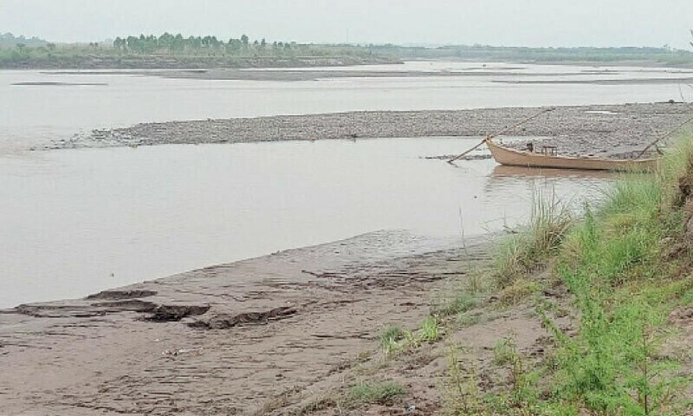 India's water aggression, 5,700 cusecs of water inflow into Chenab reduces further