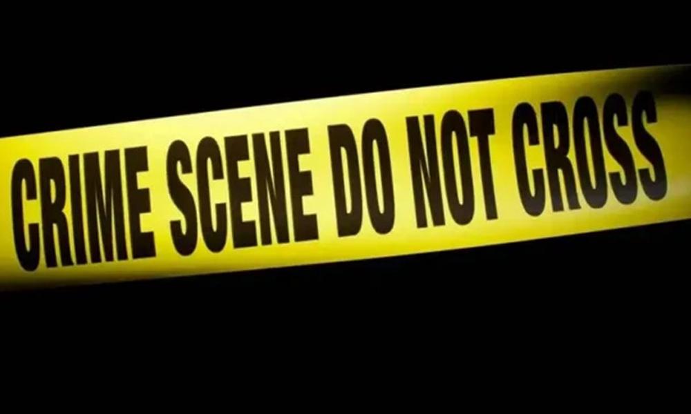 Couple commits suicide by jumping in front of train in Faisalabad