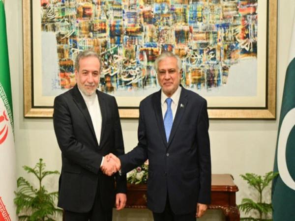 اسحاق ڈار کی عباس عراقچی سے ملاقات،ایرانی جوہری تنصیبات پر امریکی حملے کی مذمت