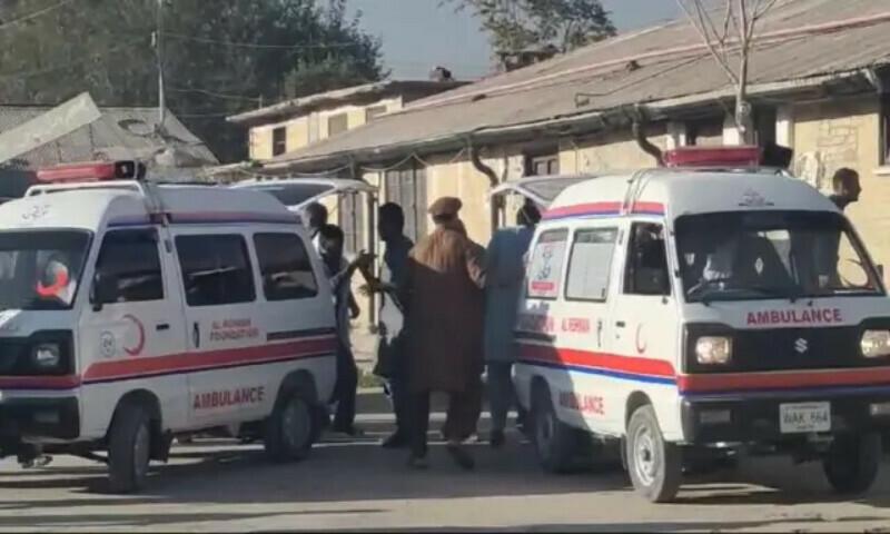 کوئٹہ :مغربی بائی پاس کے قریب رکشہ اور بس میں تصادم، 6 افراد جاں بحق