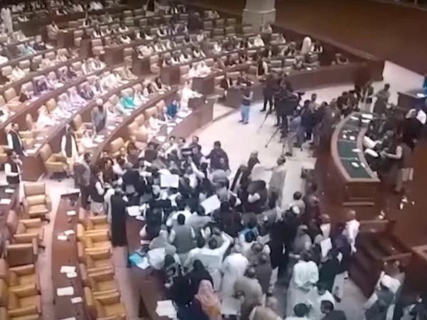 پنجاب اسمبلی میں توڑ پھوڑ: 10 ارکان پر 20 لاکھ سے زائد جرمانہ عائد