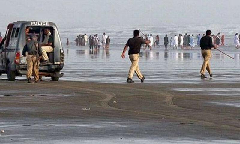  کراچی: ہاکس بے  کے قریب سمندر میں نہاتے ہوئے 2 افراد ڈوب کر جاں بحق