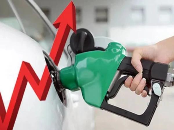 پیٹرولیم مصنوعات کی قیمتوں میں یکم جولائی سے بڑے اضافے کا امکان