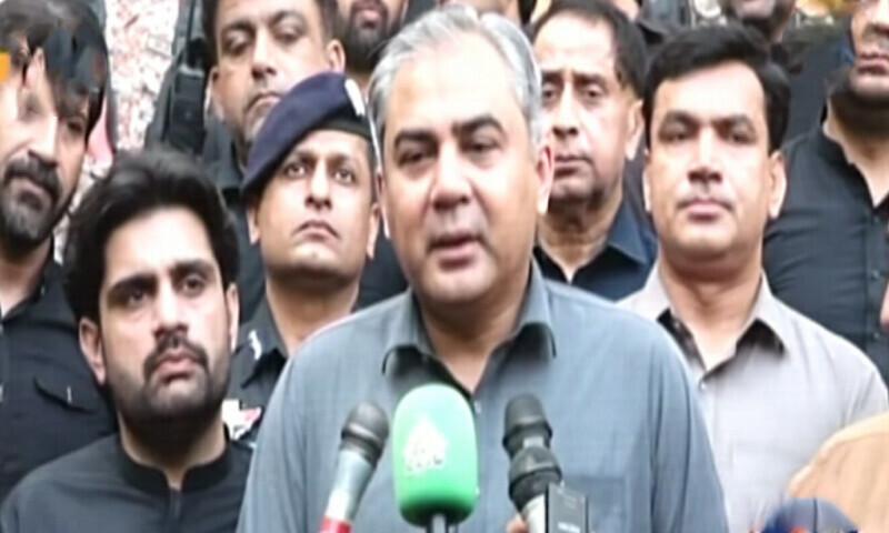 صدر زرداری کو ہٹانے کی افواہیں بے بنیاد ہیں ، سب ایک پیج پر ہیں: محسن نقوی
