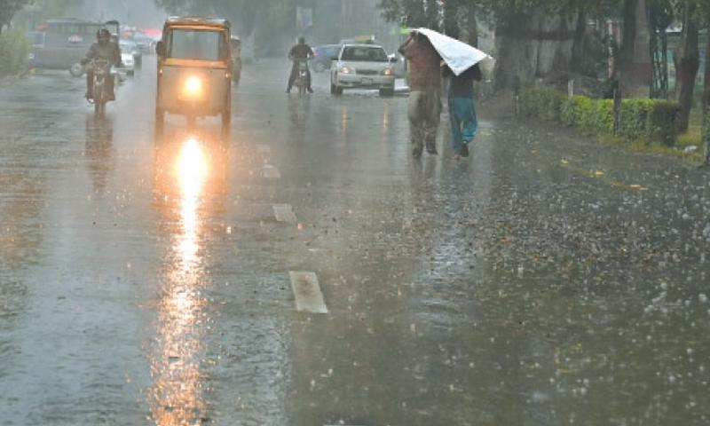 ملک کے مختلف  شہروں میں آج رات بارش کا امکان ،  محکمہ موسمیات