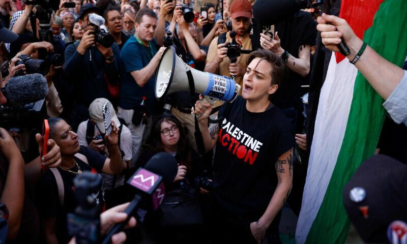 برطانیہ میں احتجاجی گروپ ’فلسطین ایکشن‘ پر پابندی عائد ،حمایت کرنے پر 14 سال قید کی سزا مقرر