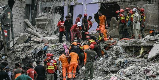 Karachi tragedy: 26 dead as rescue efforts continue in Lyari building collapse