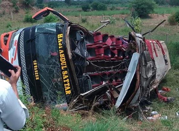 Rawalpindi to Multan bus meets accident; 5 in critical condition