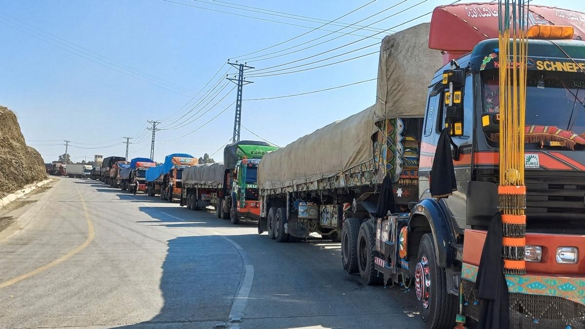 پاک بھارت تجارتی کشیدگی:  افغان برآمدات کے لیے واہگہ بارڈر بند