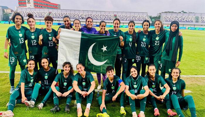 پاکستان ویمن فٹبال ٹیم کی عالمی درجہ بندی میں بہتری، پوائنٹس پہلی بار 1000 سے متجاوز
