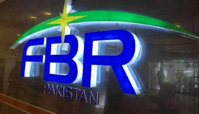 ایف بی آر میں بڑے پیمانے پر تقرریاں و تبادلے، لینڈ ریونیو کے 90 سے زائد افسران   تبدیل