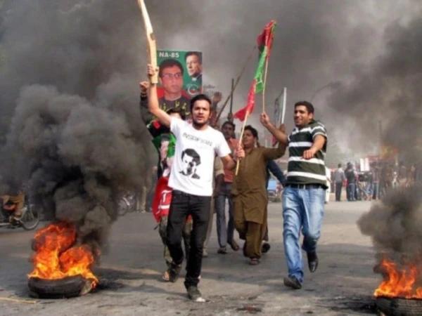 14 اگست پر دھرنے کی  سازش کے الزام میں گرفتار پی ٹی آئی کارکنوں کی ضمانت منظور