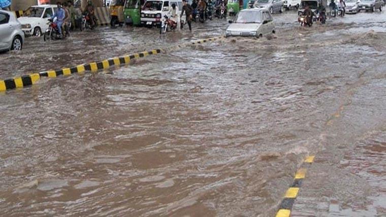 مون سون : لاہور سمیت پنجاب اور خیبر پختونخوا کے دیگر شہروں میں موسلادھار بارش ،متعدد علاقے زیر آب