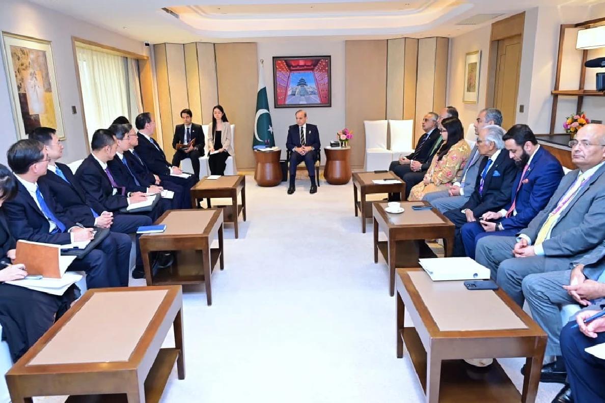 وزیر اعظم سے چینی وزیرصنعت کی ملاقات،کان کنی، معدنیات اور دیگر شعبوں میں تعاون بڑھانے پر اتفاق