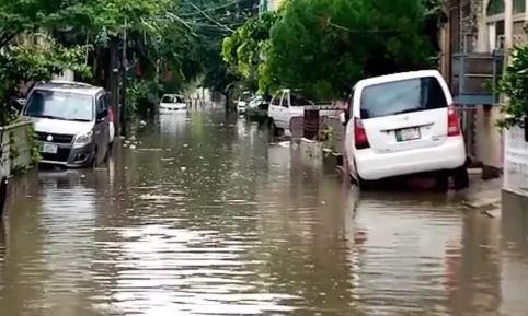 Karachi, rural Sindh face urban flooding risk till Sept 10: Met Office
