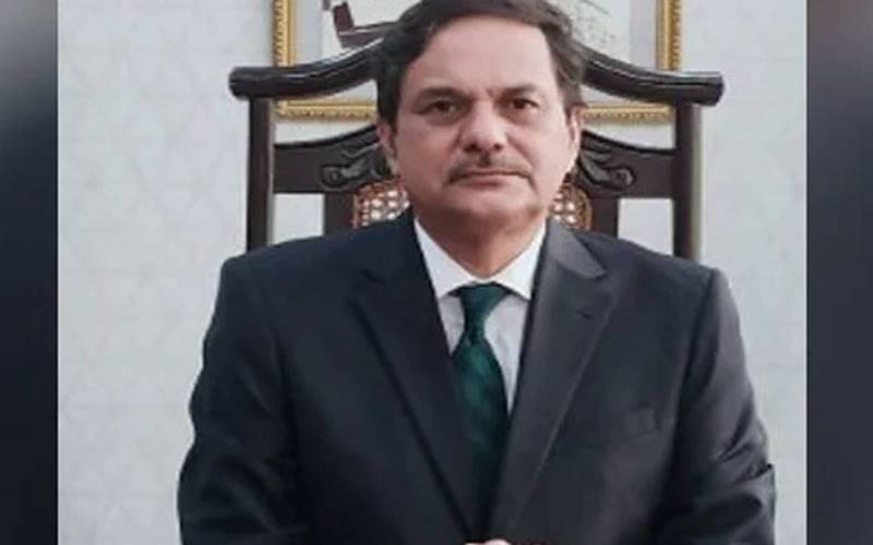 سابق بیوروکریٹ منصور قادر نئے الیکشن کمشنر پی سی بی تعینات