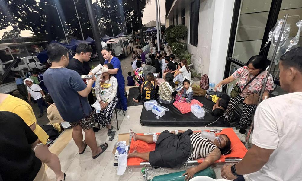 At least 69 killed, many injured as 6.9 earthquake hits Philippines