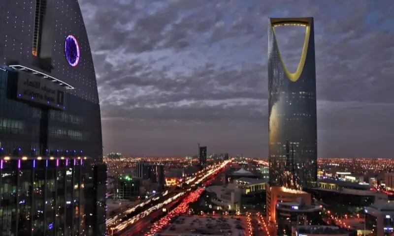 پاک سعودی دفاعی معاہدے کے بعد سعودی عرب میں پاکستانیوں کیلئے  نوکریوں کے بے شمارمواقع