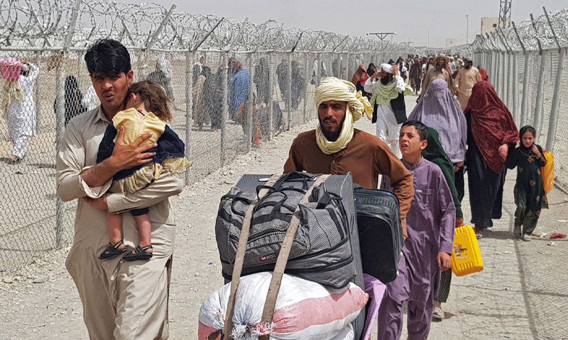 بابِ دوستی پر افغان مہاجرین کی واپسی کا عمل بحال، تجارتی سرگرمیاں تاحال معطل