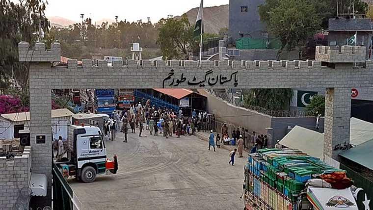 سرحدی کشیدگی کے باعث طورخم بارڈر ساتویں روز بھی بند، دو طرفہ تجارت معطل، اشیاء خراب ہونے لگیں