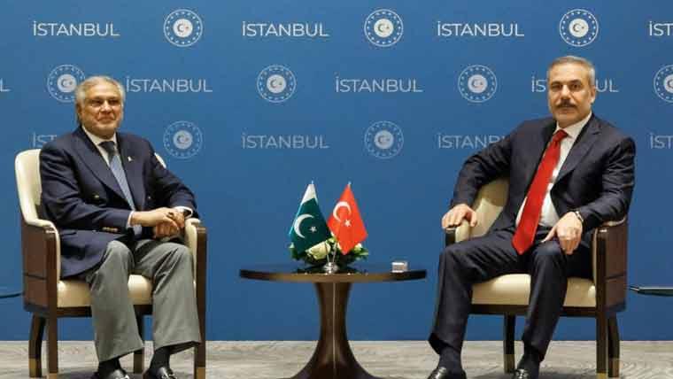 اسحاق ڈار کی ترک وزیر خارجہ سے ملاقات،مسئلہ فلسطین سمیت مختلف اُمورپر تبادلہ خیال