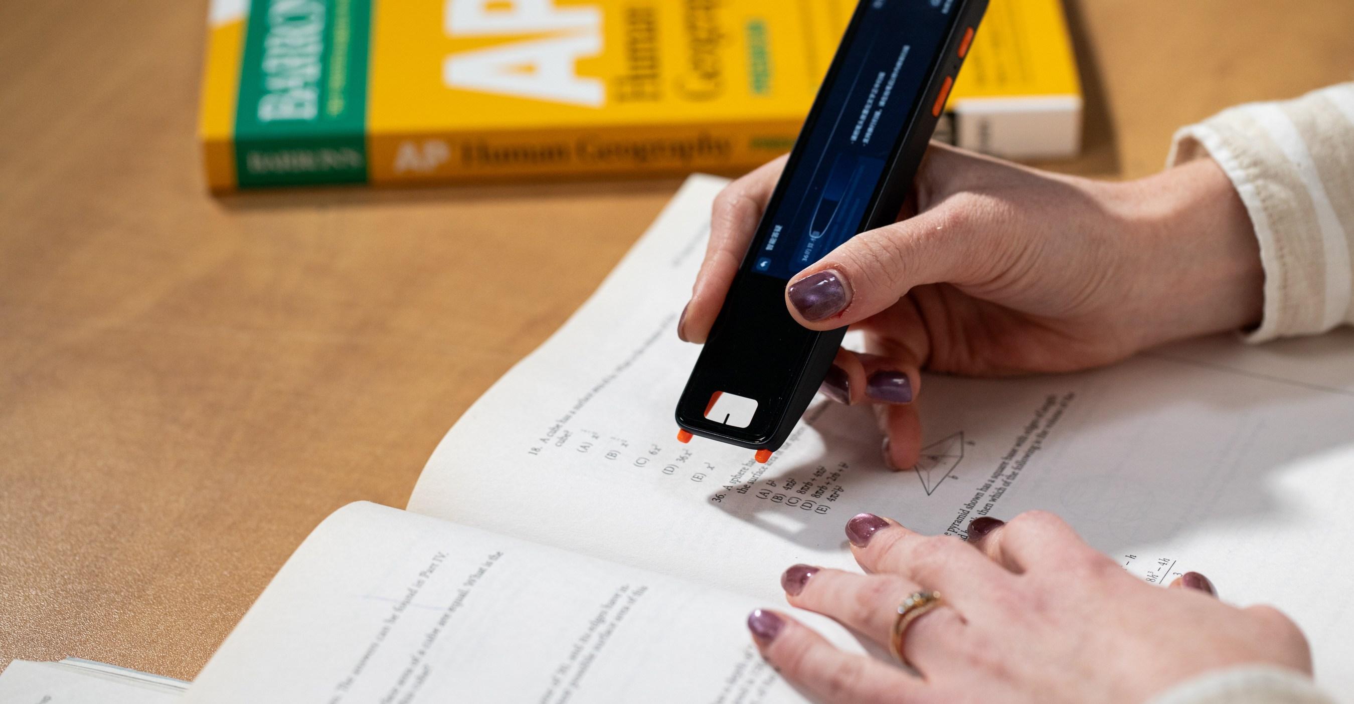 This viral AI pen didn’t help me cheat