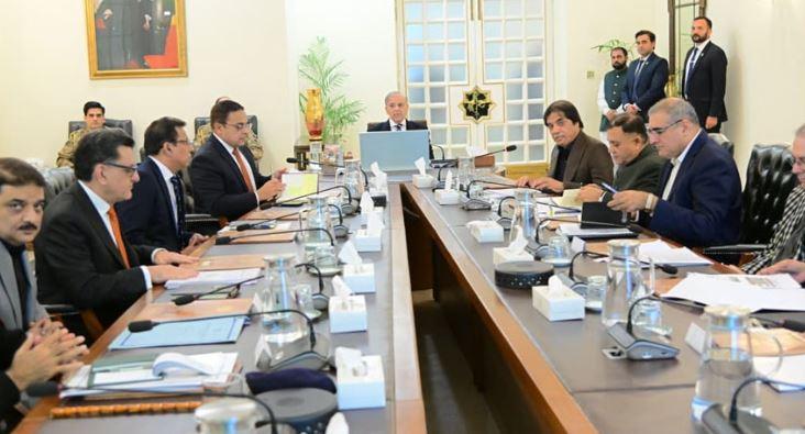 PM Shehbaz orders hiring global legal experts to boost Railways’ connectivity projects