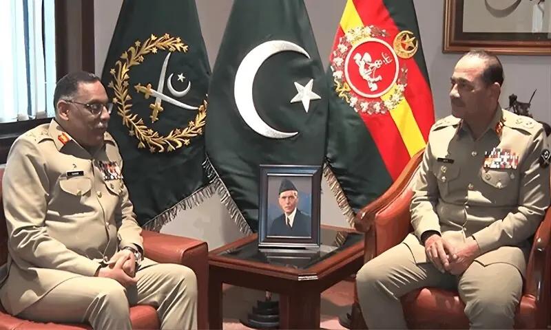 چیئرمین جوائنٹ چیفس آف اسٹاف کمیٹی جنرل ساحر شمشاد مرزا کی جی ایچ کیو آمد، فیلڈ مارشل سے الوداعی ملاقات