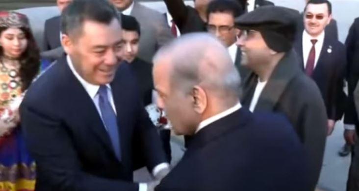 کرغزستان کے صدر دوروزہ سرکاری دورے پراسلام آباد پہنچ گئے