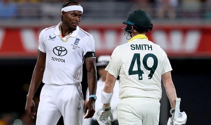 ‘Good banter’: Smith and Archer clash in Gabba Ashes Test