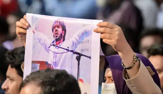 Bangladesh police say student leader’s killers fled to India