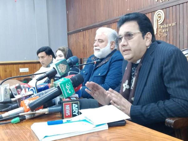  تیراہ میں آپریشن صوبائی حکومت کی مشاورت سے ہورہا ہے، اپوزیشن لیڈر ڈاکٹر عباد اللہ