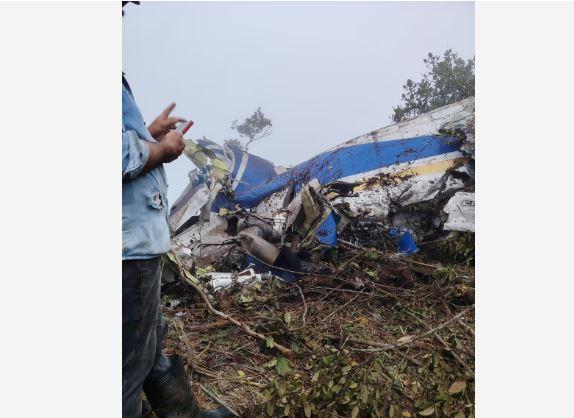 Plane crash in Colombia kills 15, including politician