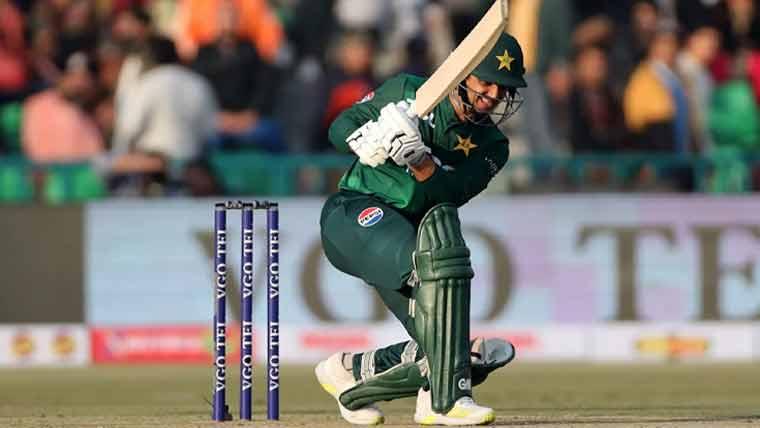 پہلا ٹی ٹوئنٹی: پاکستان کا آسٹریلیا کو جیت کیلئے 169 رنز کا ہدف