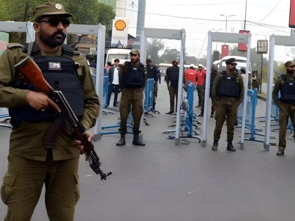 سیکیورٹی صورتحال کے پیشِ نظر راولپنڈی میں دفعہ 144 کے نفاذ میں توسیع